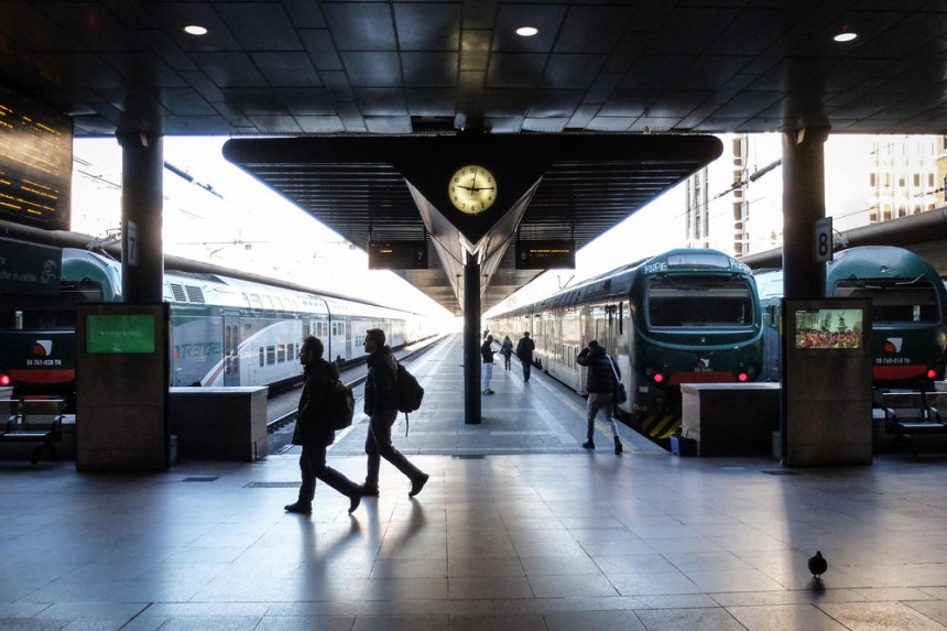 Milano u izolaciji: Zatvorene škole, pozorišta...