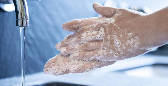 Masovna krađa sredstva za dezinfekciju