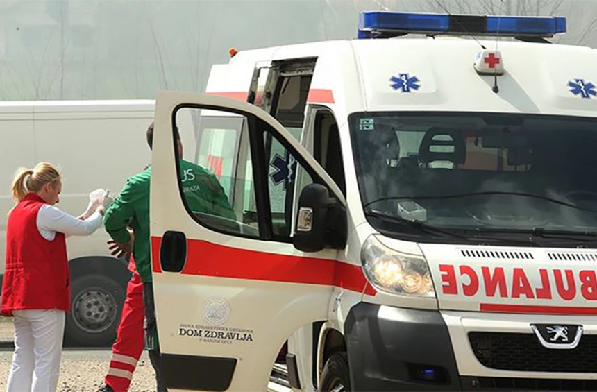 Dječaka udario autobus u Laktašima, zadobio povrede glave