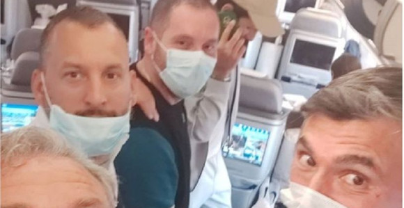 Novak uhvatio poslednji let za Evropu iz Amerike