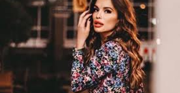 Severina sa maskom čak i kod frizera! (FOTO)