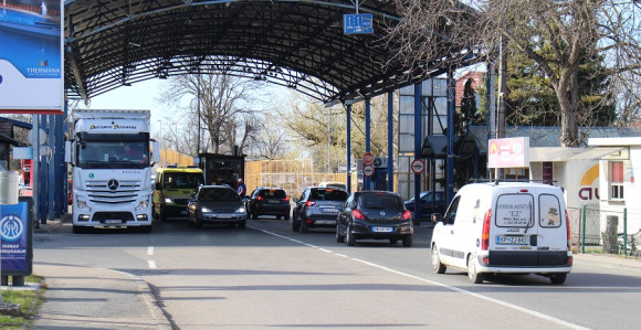 Privrednici iz BiH traže da se ne zatvaraju granice za prevoz roba