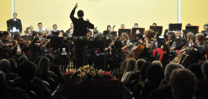 Оперска пјевачица у Нишу заразила чланове оркестра
