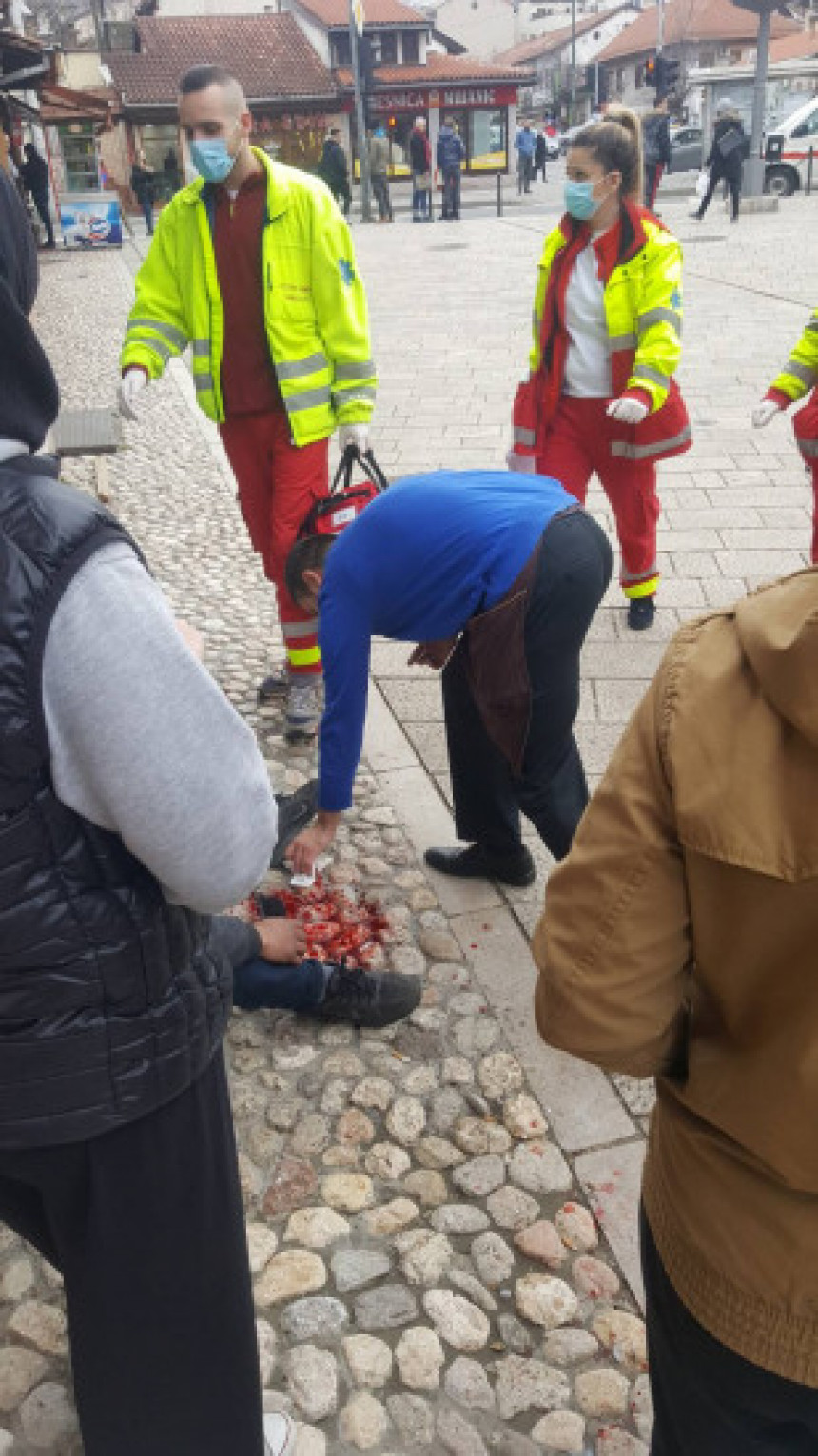 Tuča migranata danas na Baščaršiji, jedan povrijeđen
