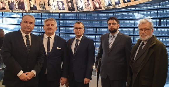 Potpisan Sporazum o saradnji između Arhiva Vojvodine i Jad Vašema