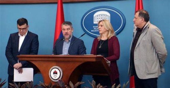 Predsjednica uvodi obavezan karantin blizu granice