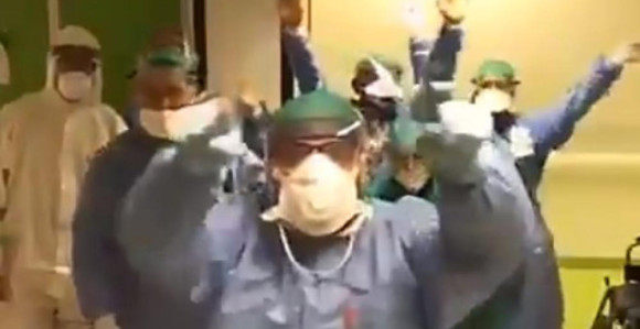 Oni su s osmjesima na licu poslali poruku građanima