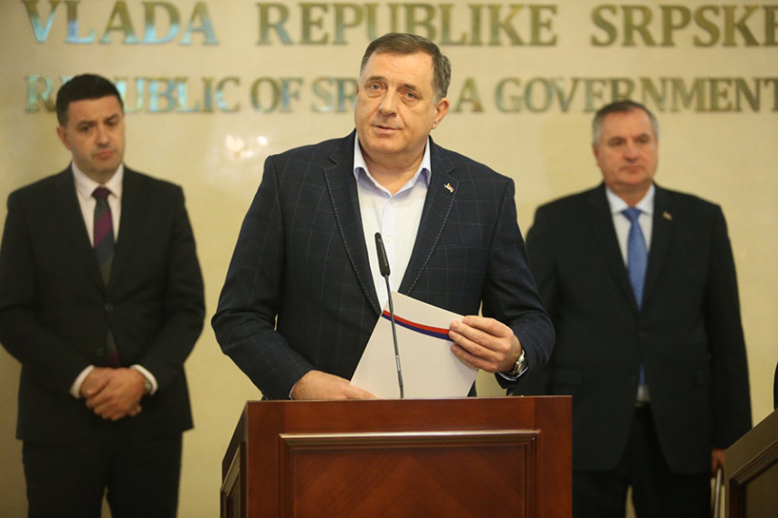 Dodik traži 2,5 milijarde KM iz Centralne banke