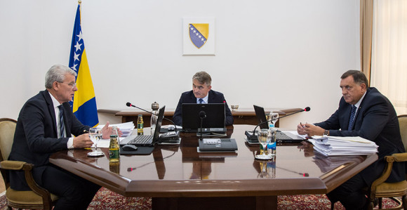 Predsjedništvo BiH o zaustavljanju širenja virusa korona