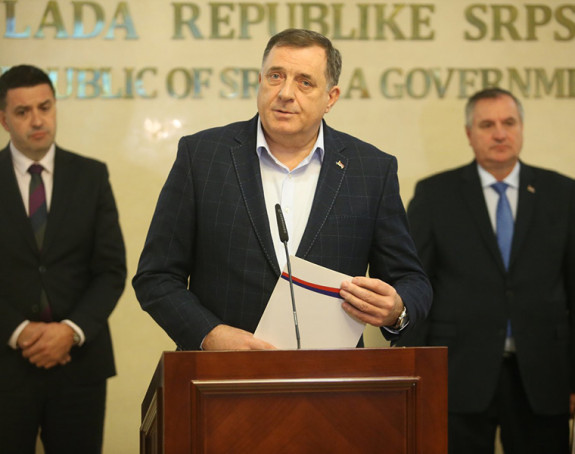Dodik traži 2,5 milijarde KM iz Centralne banke