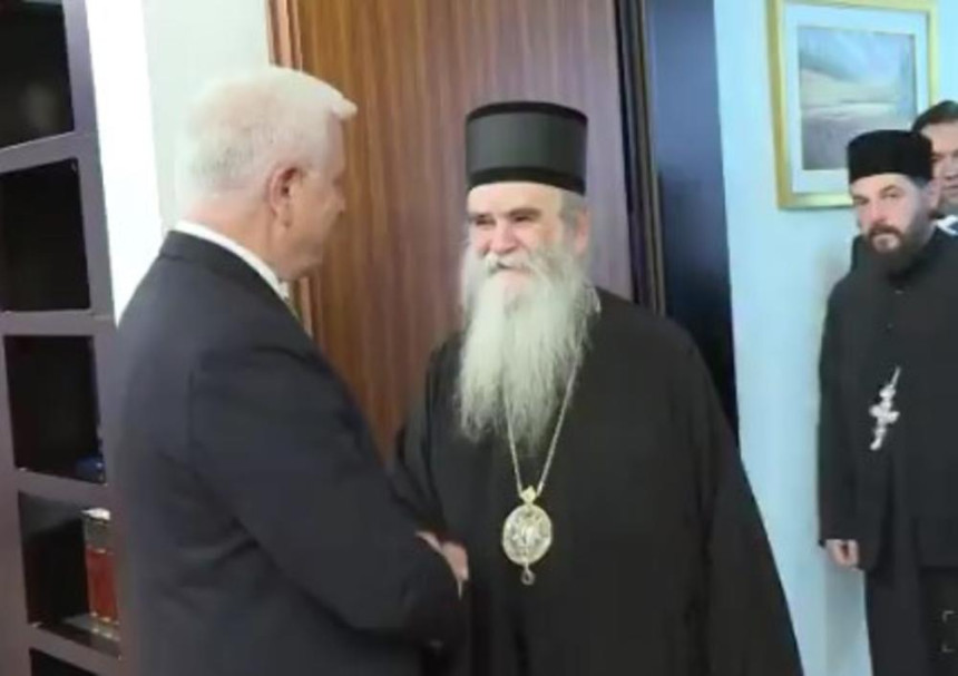 Virus korona odložio pregovore Vlade i Mitropolije