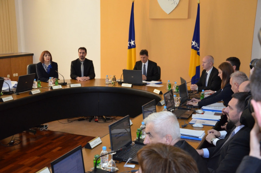 FBiH: Zdravstvenim ustanovama 30 miliona KM