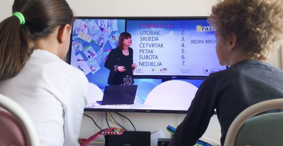 Od danas nastava na daljinu za učenike do 9. razreda