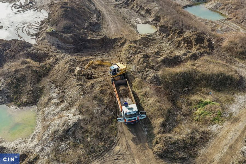Republika Srpska obećana zemlja za ilegalne šljunčare (VIDEO)