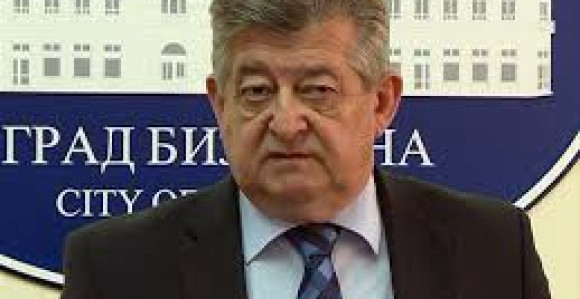 Ne smeta mu virus korona,Mićić osniva SDS Semberije
