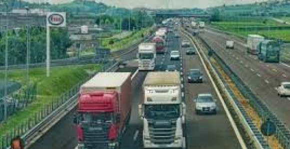 Возачи из Српске најавили обуставу транспорта роба