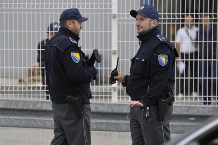 Србија и Црна Гора увеле блокаду за путнички саобраћај