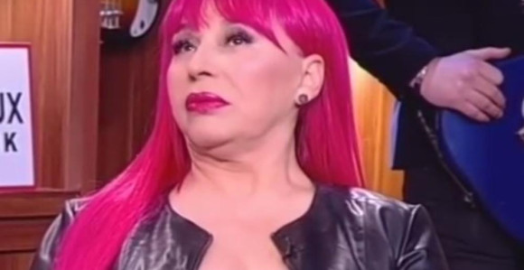 Svi pričaju o njenoj zaštitnoj maski: Zorica u svom stilu! (FOTO)