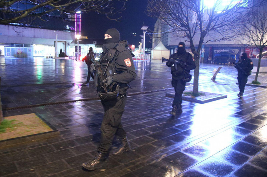 Прекршили полицијски час у РС: Полиција синоћ казнила 56 лица