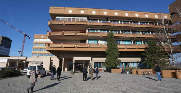 Motociklista udario u traktor, priključen na aparate za disanje