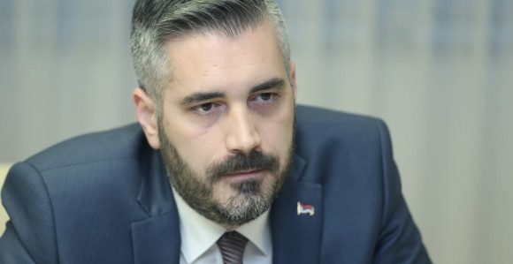 Po hiljadu maraka studentima iz RS u inostranstvu