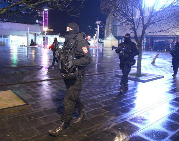 Прекршили полицијски час у РС: Полиција синоћ казнила 56 лица