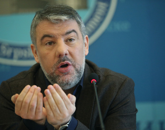 "Srpska čini sve da spriječi ovu pandemiju"?!