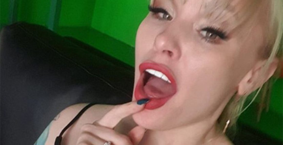 Porno glumica obećala: Spavaću s prvim koji smisli lek protiv korona virusa!