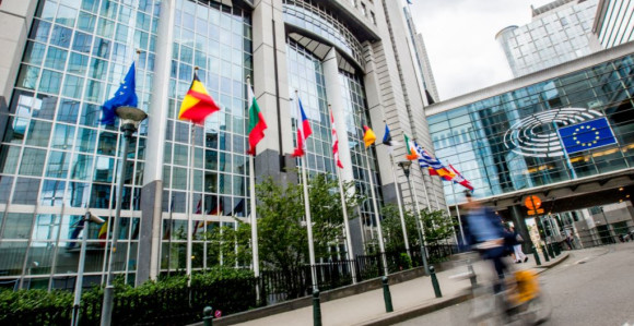 Evropska unija otvara pregovore s Tiranom i Skopljem