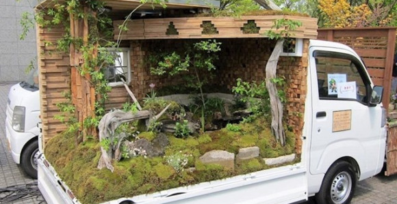 U Japanu se takmiče u pravljenju baštenskih pejzaža na kamionima!