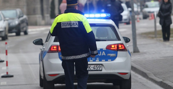 Pijan bježao policiji za vrijeme policijskog časa