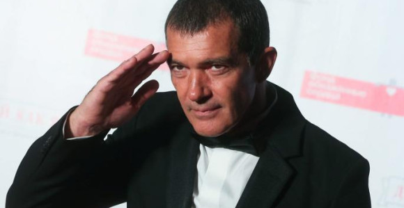 Antonio Banderas pomaže bolnicama u Španiji donirao 53 hiljade evra!