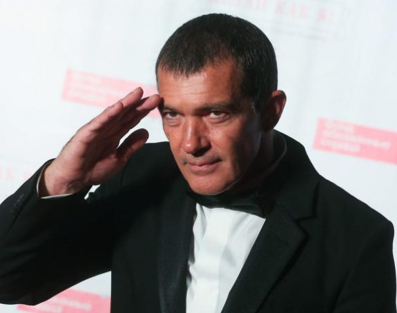 Antonio Banderas pomaže bolnicama u Španiji donirao 53 hiljade evra!