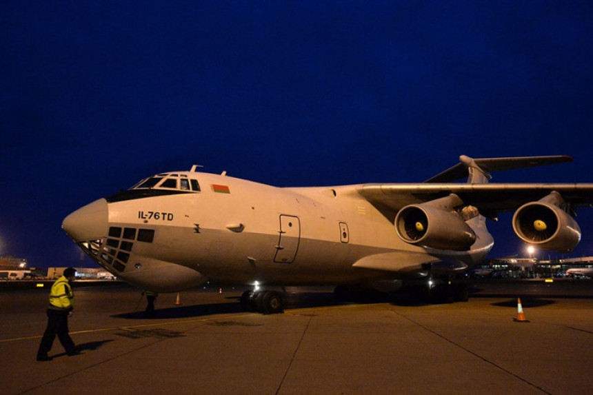 Београд: Стижу још два авиона медицинске опреме