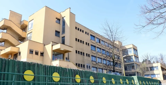 Klinika u Tuzli zatvorena, zaražena doktorka i sestra