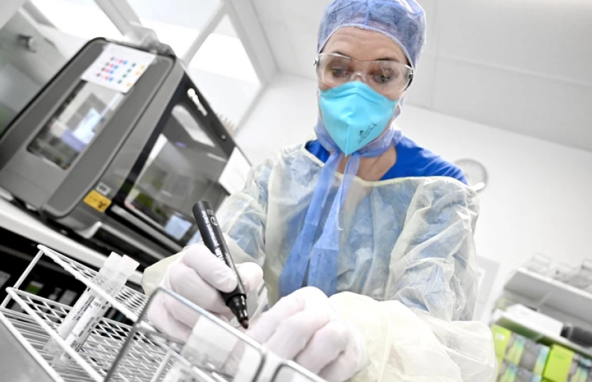 Srbija: 305 osoba zaraženo, 8 novih žrtava