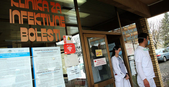 Đajić potvrdio: Doktor iz UKC-a RS na respiratoru