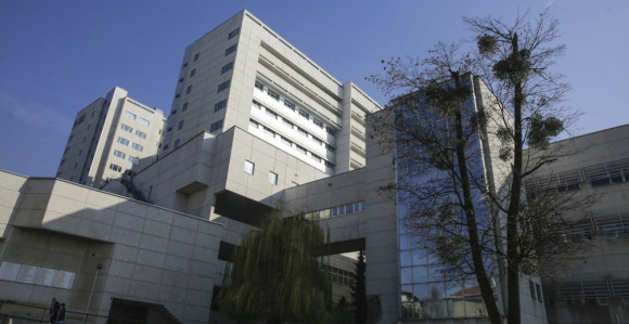 Od posljedica virusa korona preminuo ljekar u Sarajevu