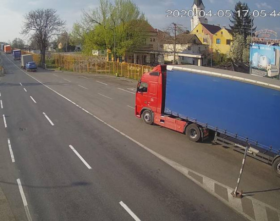 Pojačan saobraćaj teretnih vozila na izlazu iz Gradiške