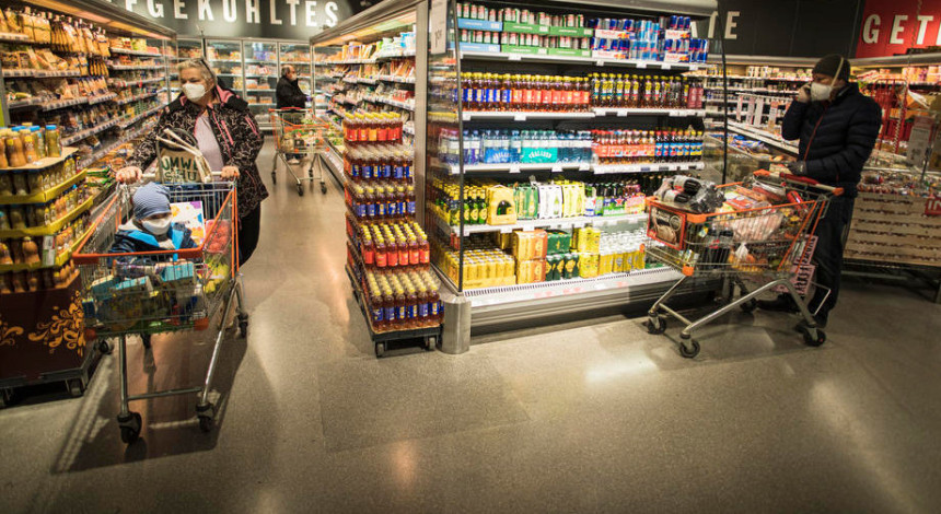 Korona "pustoši" markete, evo šta se najviše kupuje!