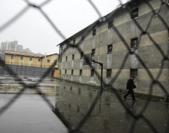 Masovna tuča u zatvoru, povrijeđena tri zatvorenika