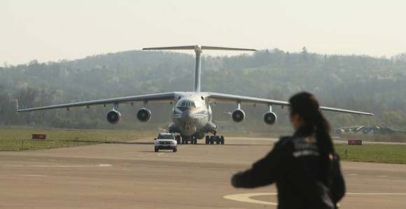 Avionima stigla pomoć Republici Srpskoj iz Rusije