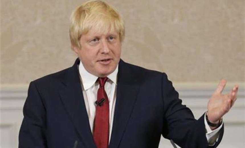 Britanski premijer Boris Džonson se oporavlja u bolnici