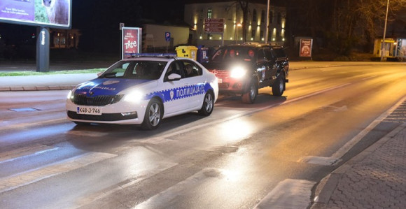 Banjaluka: Pili na igralištu u vrijeme policijskog časa