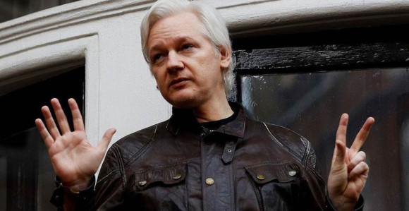 Džulijan Asanž dobio dvoje djece sa advokaticom