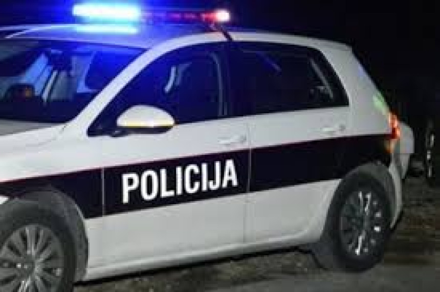 Dvije osobe povrijeđene u nezgodi kod Tuzle