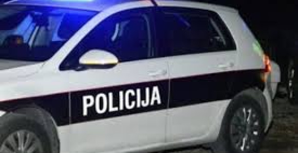 Dvije osobe povrijeđene u nezgodi kod Tuzle