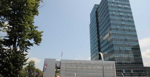 Ministarstvo finansija izbacivanje valutne klauzule pravda zahtjevom investitora