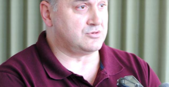 Ako želite pomoći medicinarima riješite zakon o platama!