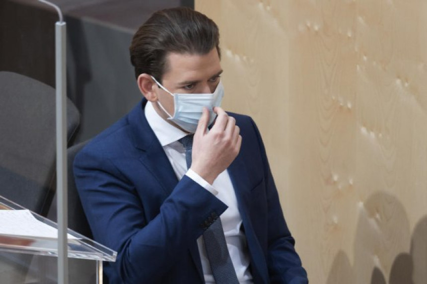 Kurc upozorava: "Virus će nas pratiti mjesecima"